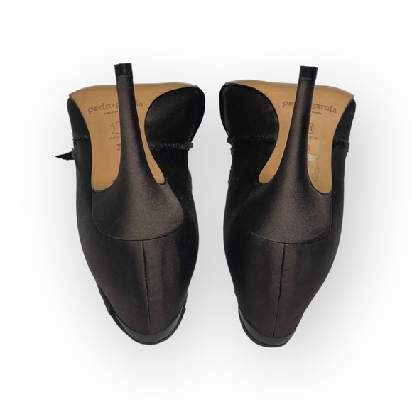 Pedro Garcia ☀︎︎ Swarovski Crystal Silk Peep Toe Pumps ☀︎︎ Cedar Brown ☀︎︎ 38 - Picture 13 of 16